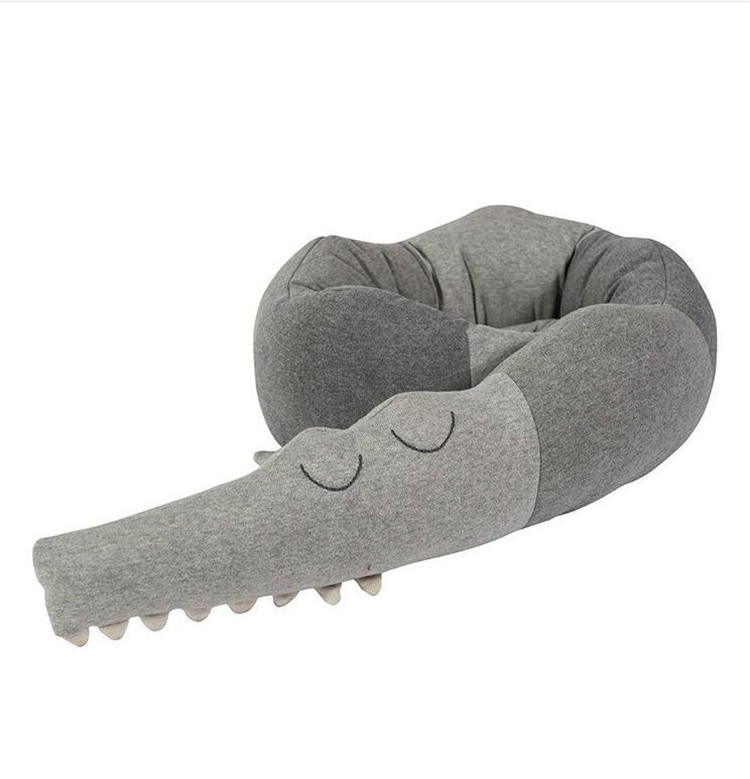 Croc long pillow